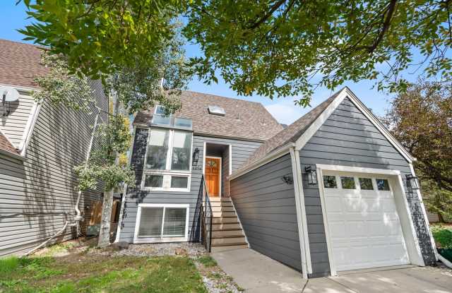 3-bedroom, 2.5 bathroom home across the street from Twin Lakes - 4896 Brandon Creek Drive, Boulder, CO 80301