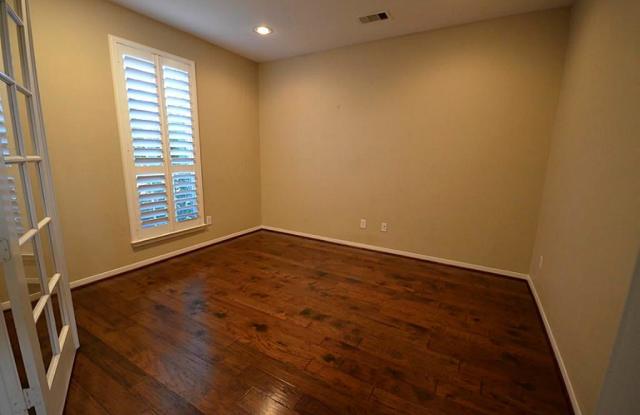 13915 Summerfair Court Gallery 3