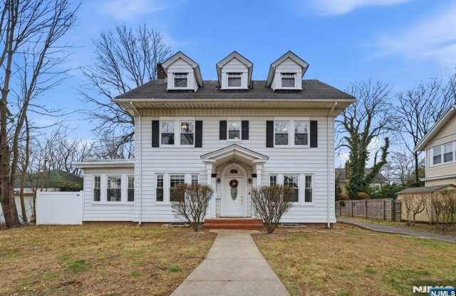 14 Vassar photos photos 14 Vassar photos photos