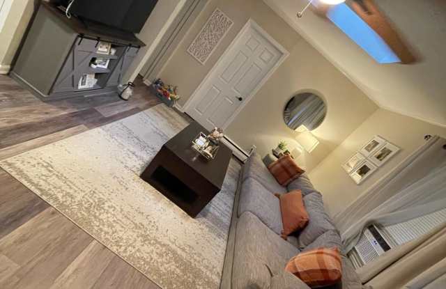 28 Lilchester Road - 28 Lilchester Road, Hopatcong, NJ 07843