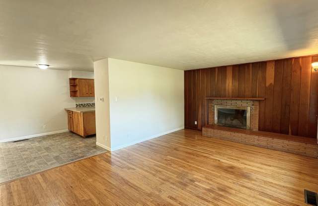 Charming 5 Bedroom / 2 Bathroom Home - Near OSU! Gallery 4