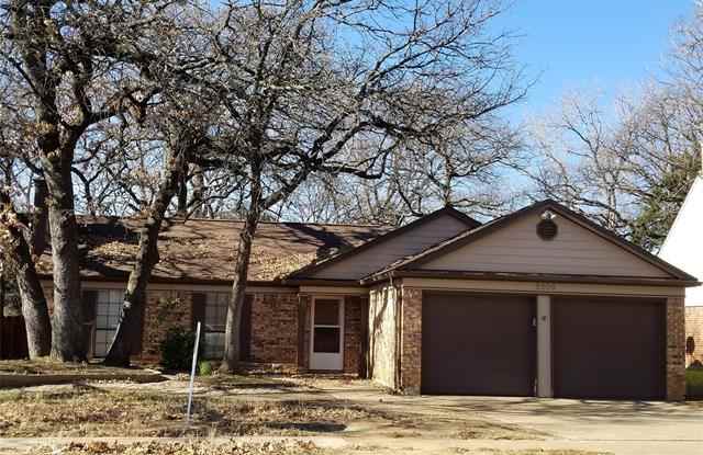 2205 Holly Drive - 2205 Holly Drive, Euless, TX 76039