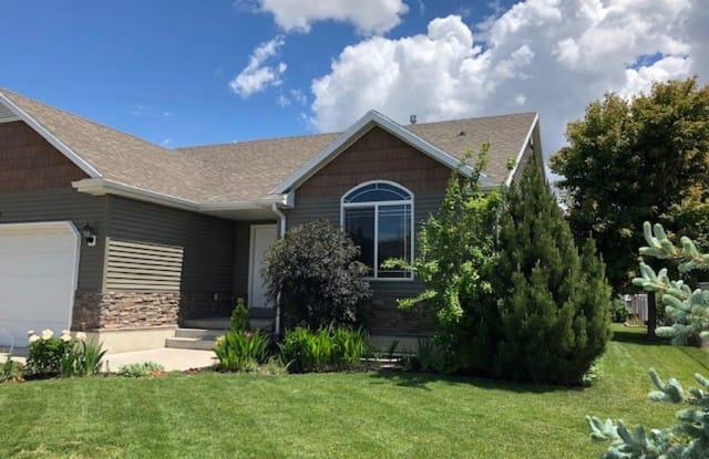 1080 North 2475 West - 1080 North 2475 West, Layton, UT 84041