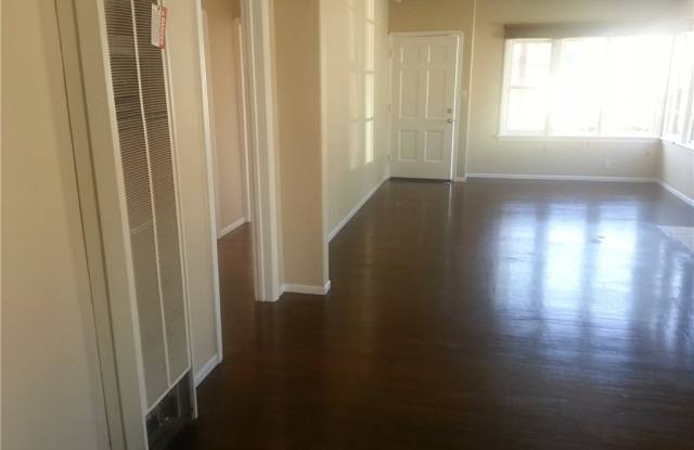 950 W Almond Avenue Gallery 4