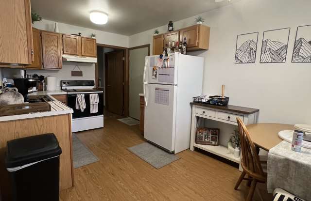 2550 New Pine Drive photos photos