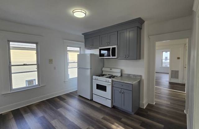 Updated 3 bedroom 2nd floor apartment - 151 William Street, Bridgeport, CT 06608 Updated 3 bedroom 2nd floor apartment - 151 William Street, Bridgeport, CT 06608