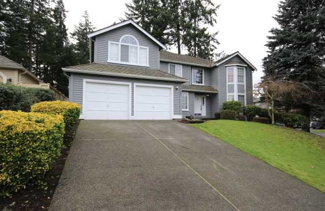 Spacious Home Perched on Corner Lot of Quiet Cul-de-sac! - 33501 11th Place Southwest, Federal Way, WA 98023