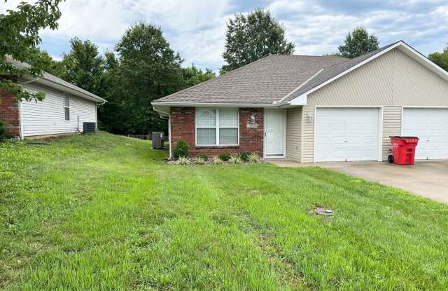 2 Bed Single Level Duplex in Blue Springs photos photos