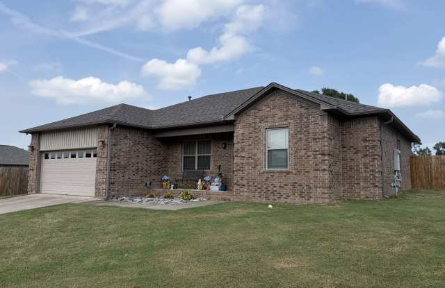 12 Jaguar Drive Gallery 2