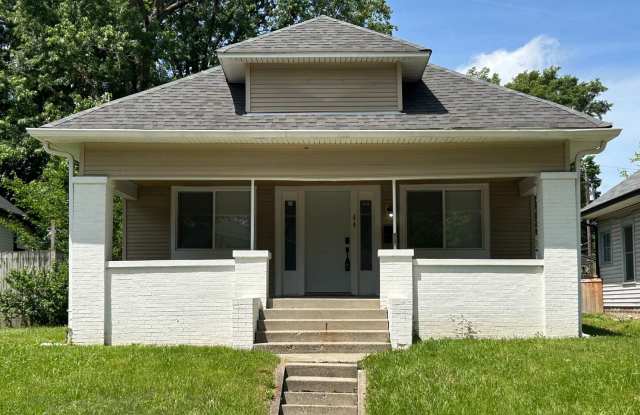 Beautiful remodeled home with huge bonus room! photos photos