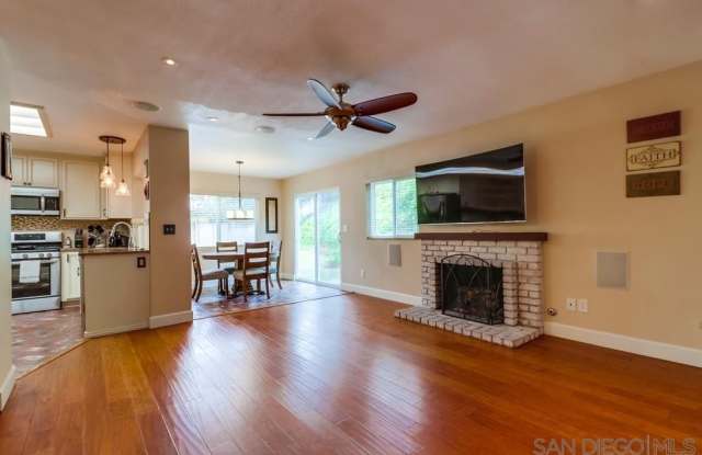 3705 Avenida Johanna - 3705 Avenida Johanna, Casa de Oro-Mount Helix, CA 91941