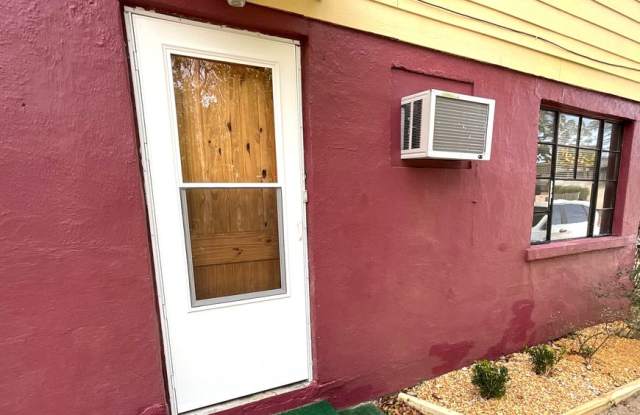 Sweet Upstairs Apartment in Marianna photos photos