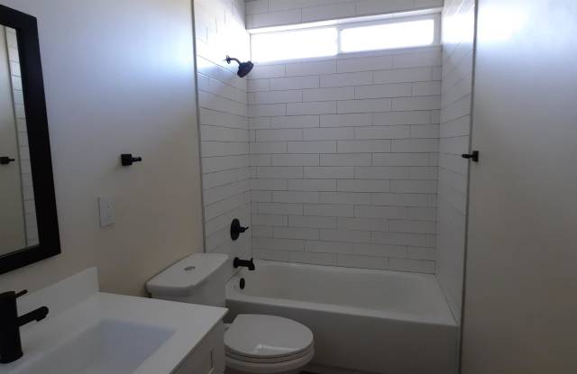 2238 N. 14th Pl. - Rear Gallery 3