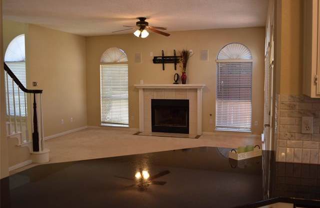 100 Thistle Sage Court Gallery 4