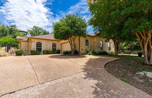 Luxury Living: Stunning 2-Bed Townhome in Lakeway - Your Dream Home Awaits! Schedule Your Tour Today! Gallery 3