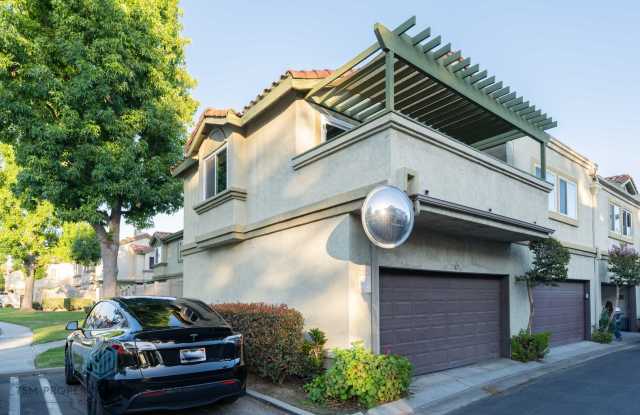 2 Bed 2 Bath End Unit Townhouse with Amazing View in Rancho Cucamonga! photos photos 2 Bed 2 Bath End Unit Townhouse with Amazing View in Rancho Cucamonga! photos photos