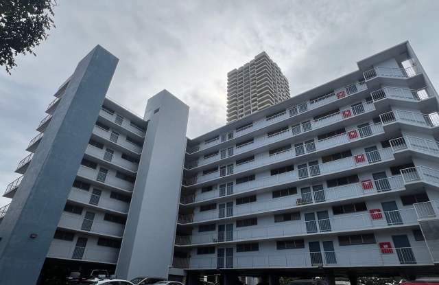 Kaualana Manor 1, 1 Bed/1Bath/1 Assigned Parking in Moilili area photos photos