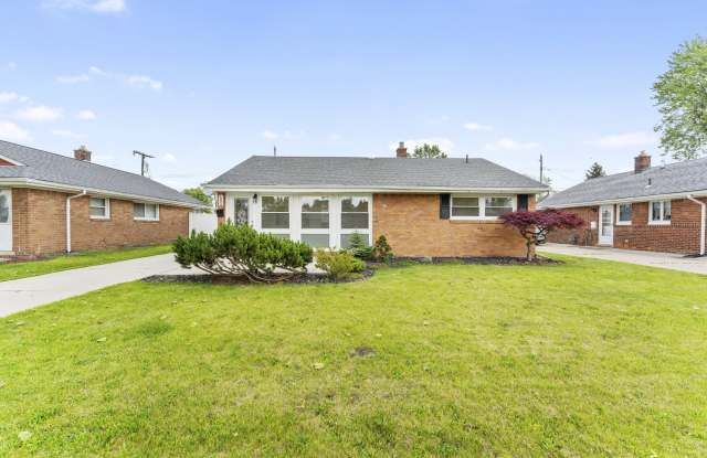 18085 Hinton St. - 18085 Hinton Street, Riverview, MI 48193