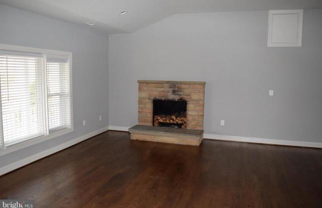 5519 WHARTON LN Gallery 3