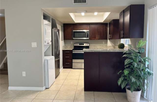 5150 Lake Loop Road, Cooper City, FL 33330 photos photos