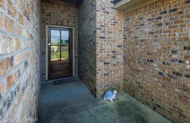 554 Birchwood Boulevard Gallery 4