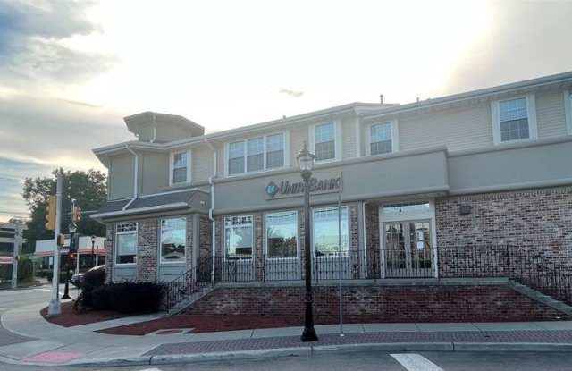 4 W Emerson Plaza - 4 West Emerson Plaza, Emerson, NJ 07630