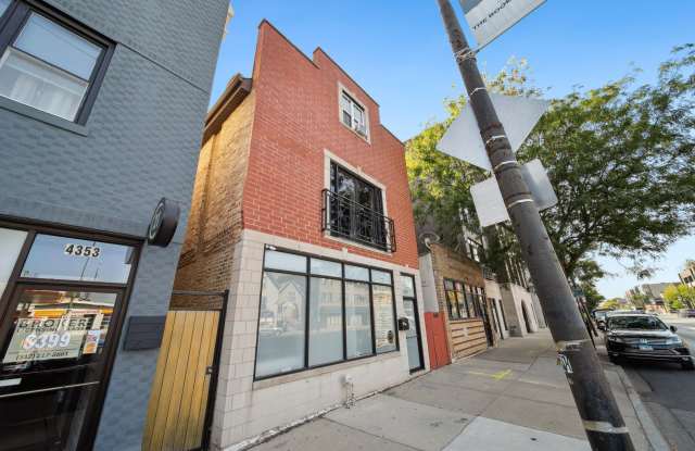 4351 N Western Avenue Gallery 2