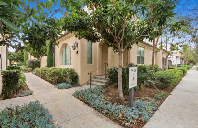 For Lease – 4 Bed / 3 Bath Townhome with 2-Car Garage photos photos
