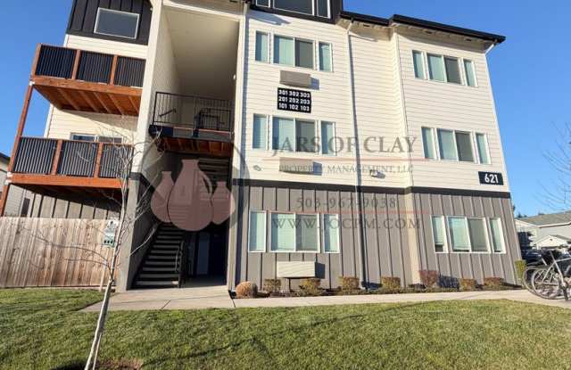 Plymouth Apartments photos photos