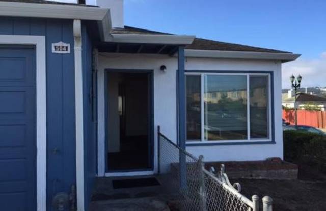 Spacious Ranch Style 3 bedroom available now photos photos