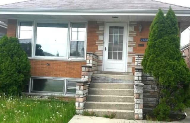 7810 Mayfield Avenue South - 7810 Mayfield Avenue, Burbank, IL 60459