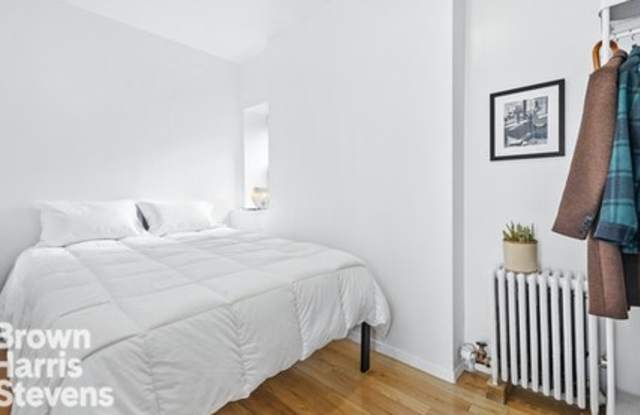 328 West 12th Street Gallery 3