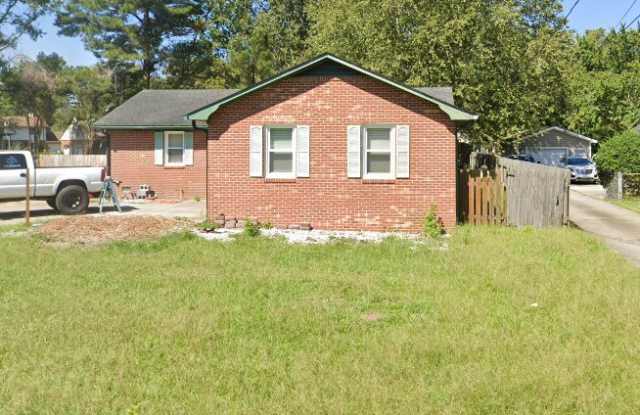 1508 Hopkins Drive Gallery 1