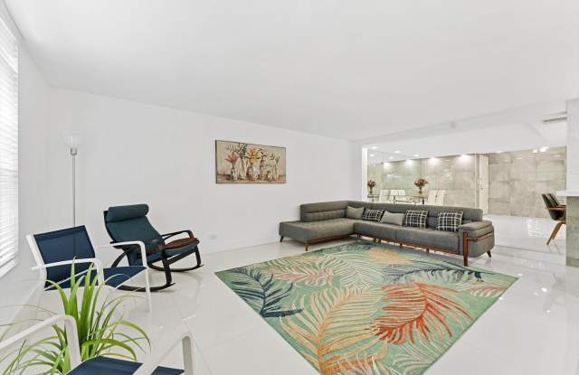 3730 Inverrary Drive photos photos