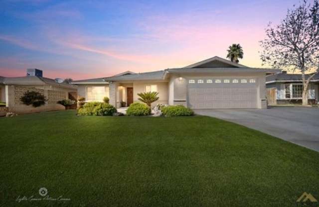 3800 Basin Avenue photos photos