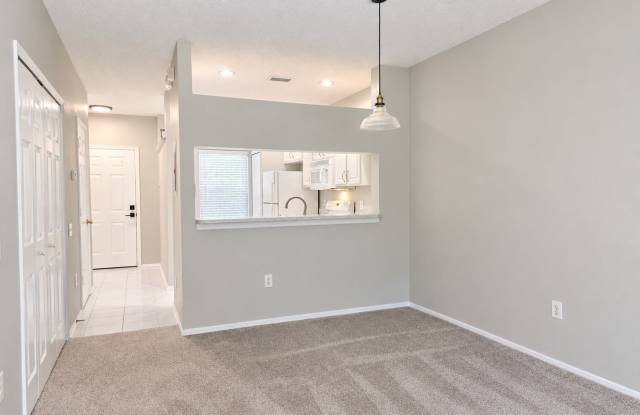 8664 Hunters Key Cir Gallery 4