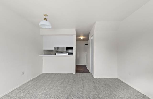 Trail Ridge Flats and Townhomes Gallery 3