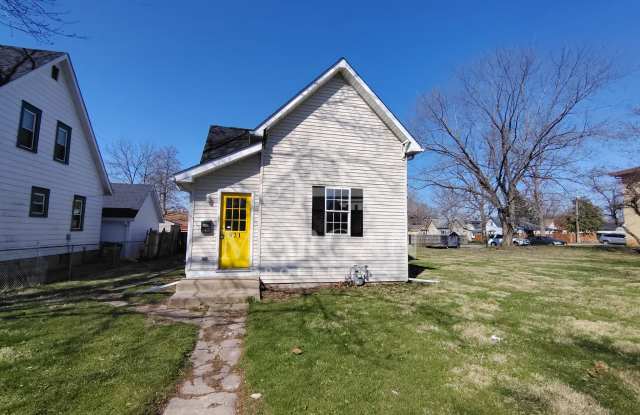 921 College Drive photos photos