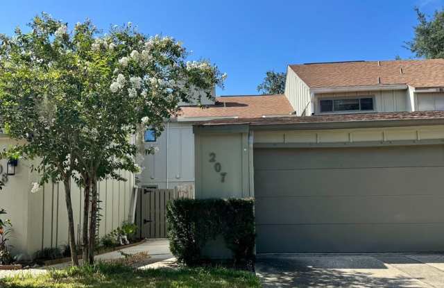 Beautiful 3 Bedroom 3 Bath home $2275 photos photos