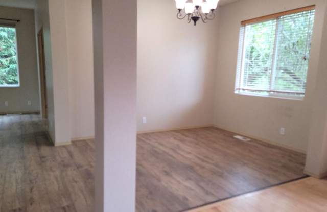 Beautiful CK Home! Gallery 2