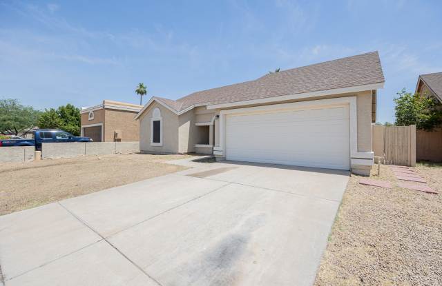 6871 N 78TH AVE photos photos