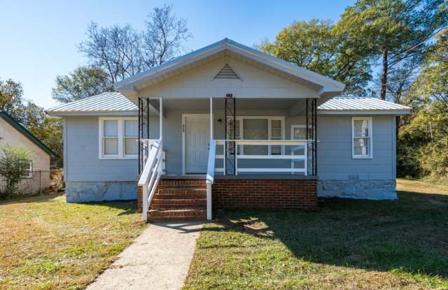 Super Cute Super Clean Priced to move fast!!! photos photos