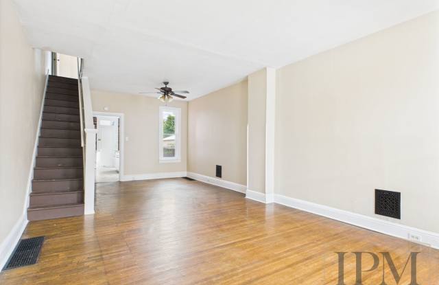 Available Now! Spacious 5 Bedroom Home Located in York City School District photos photos