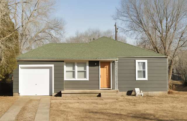 3/1.5 in Arnett Benson photos photos