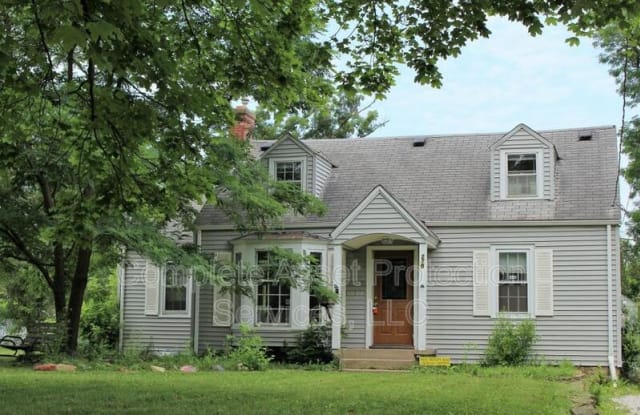 270 Michigan Ave - 270 Michigan Avenue, Hobart, IN 46342