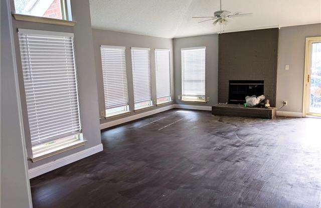 4920 Courtside Drive Gallery 2