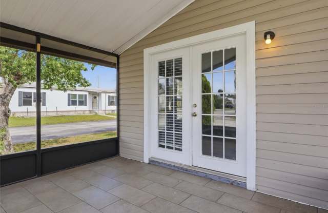 36131 ZINNIA Street Gallery 3