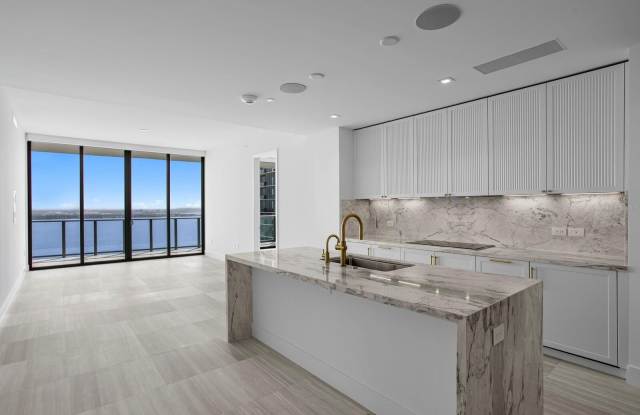 3015 S YSABELLA Avenue Gallery 3