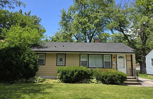 15450 Maple Street photos photos