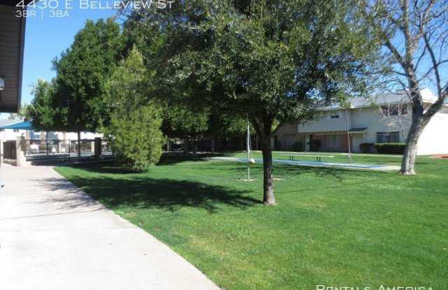 4430 E Belleview St - 4430 East Belleview Street, Phoenix, AZ 85008